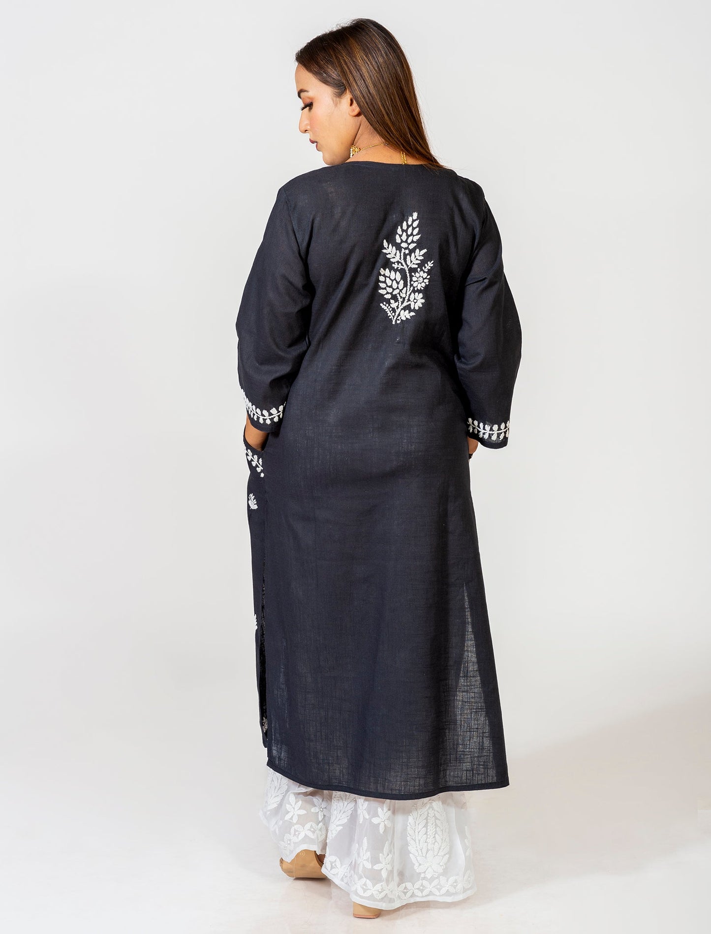 Lucknow Chikan Emporium Hand Embroided Skin Friendly Cotton Chikankari Kurti Black.