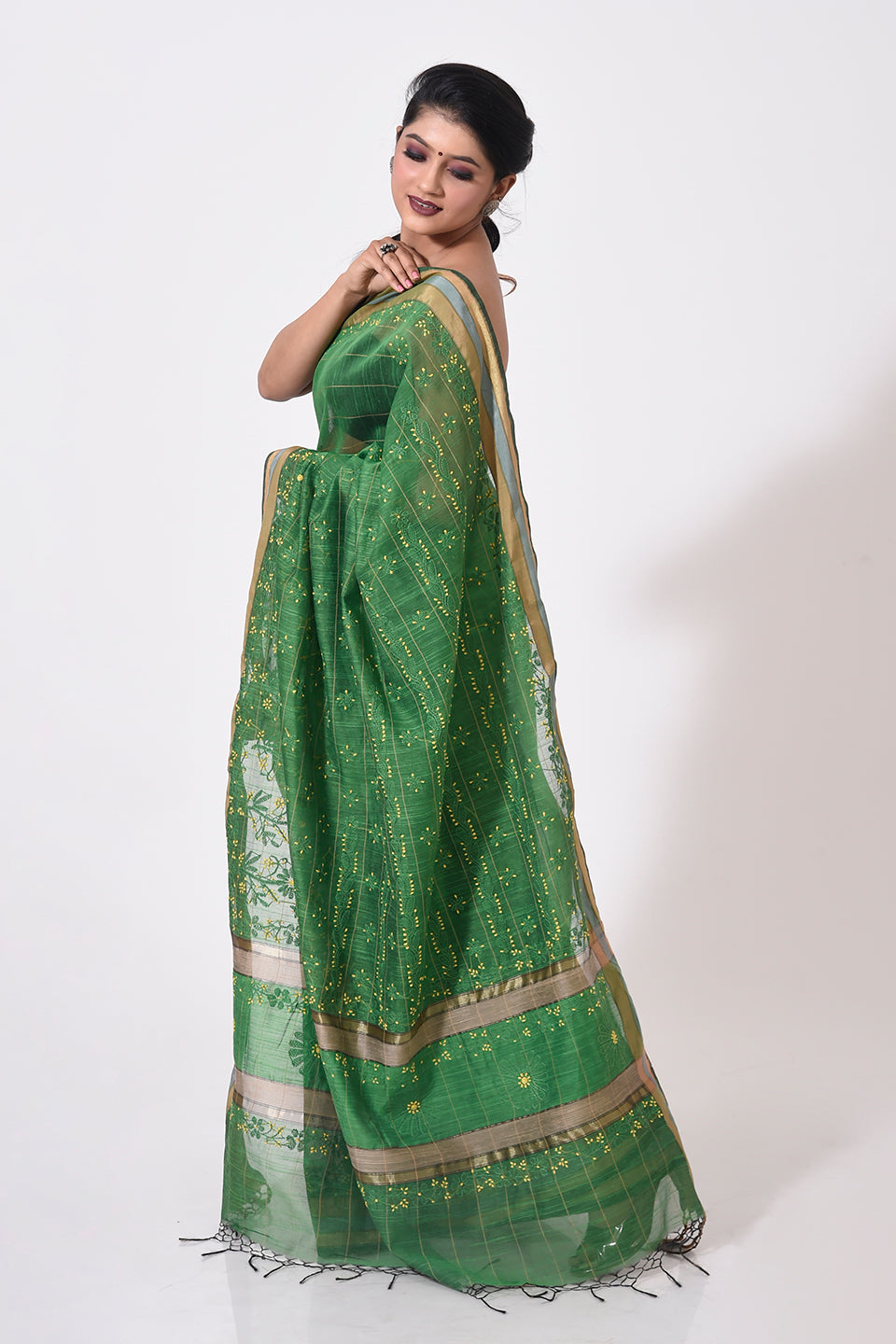 Lucknow Chikan Emporium Hand Chikankari chanderi dark green colour saree With same Colour Blouse piece included.