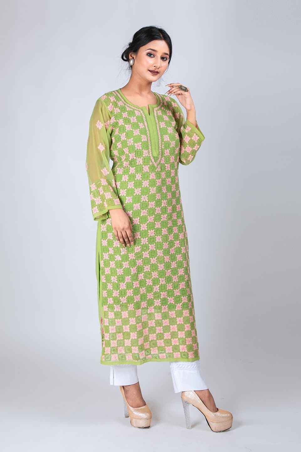 Lucknow Chikan Emporium Hand Chikankari Lucknowi Semi Georgette Kurti (Black)