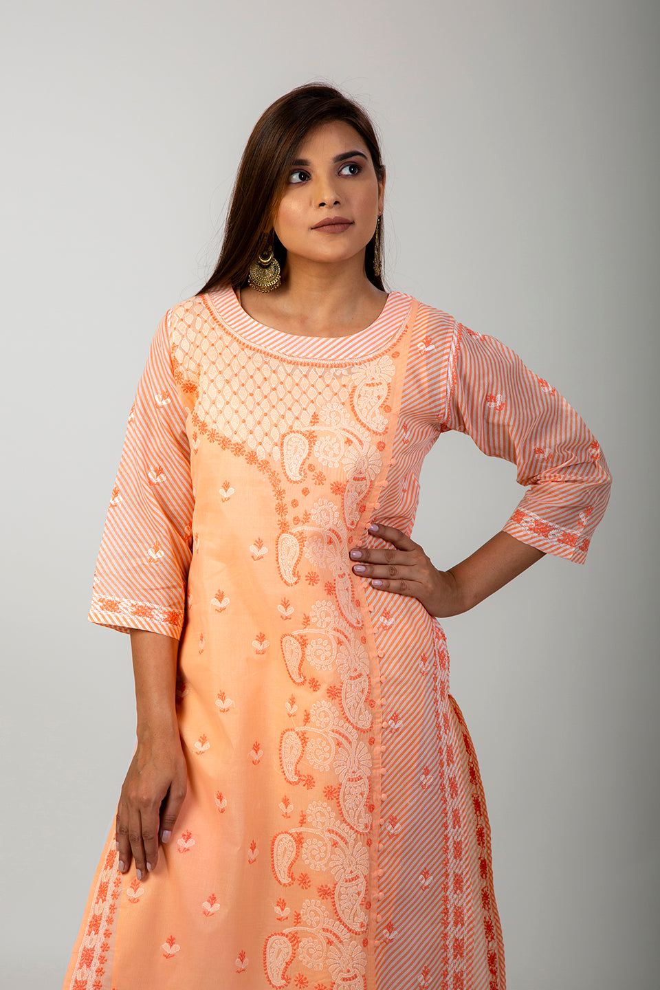 Hand Chikankari Kurti (Peach Color) Lucknow Chikan Emporium.