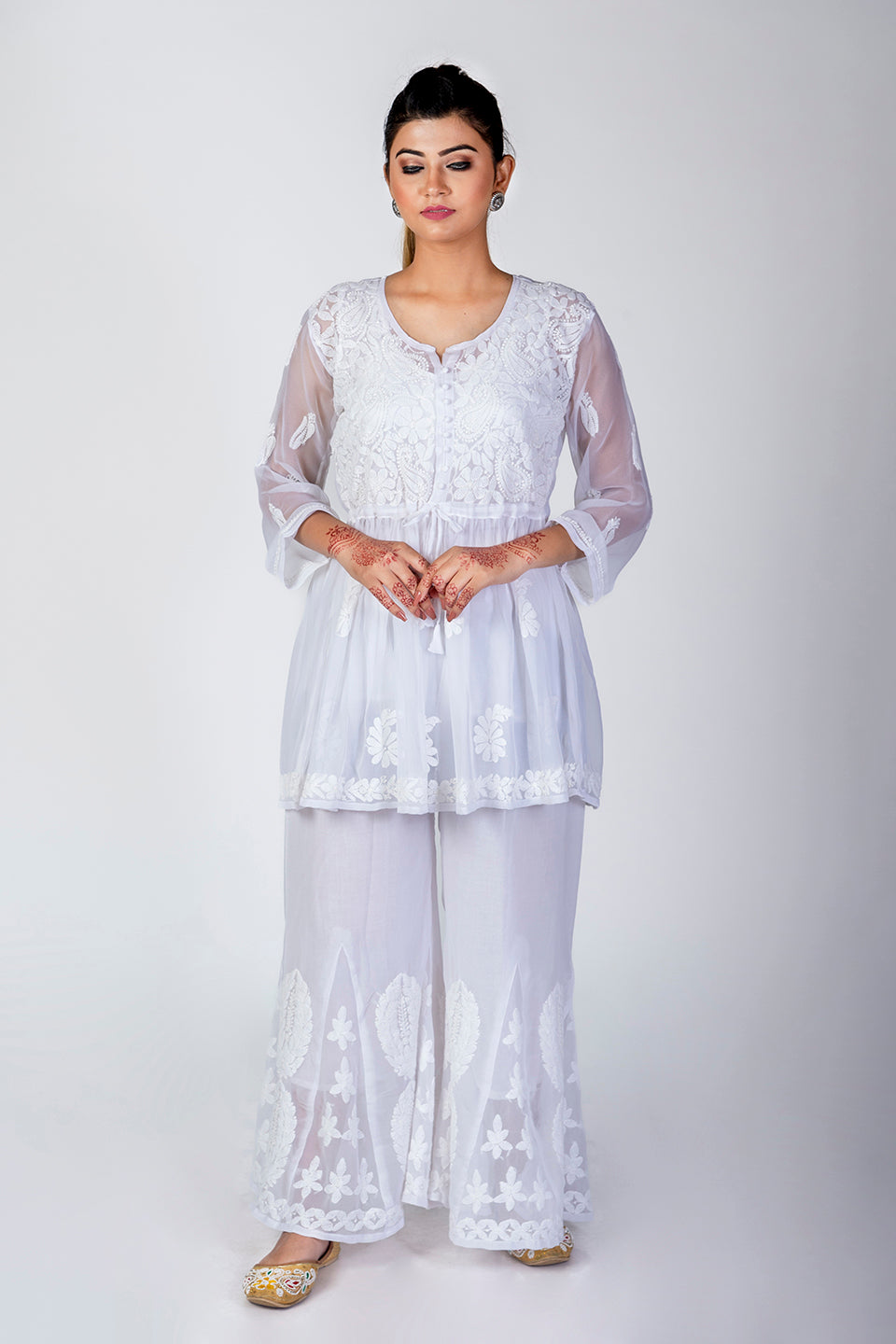 White Skin Friendly Hand Chikankari Kurti Lucknow Chikan Emporium.