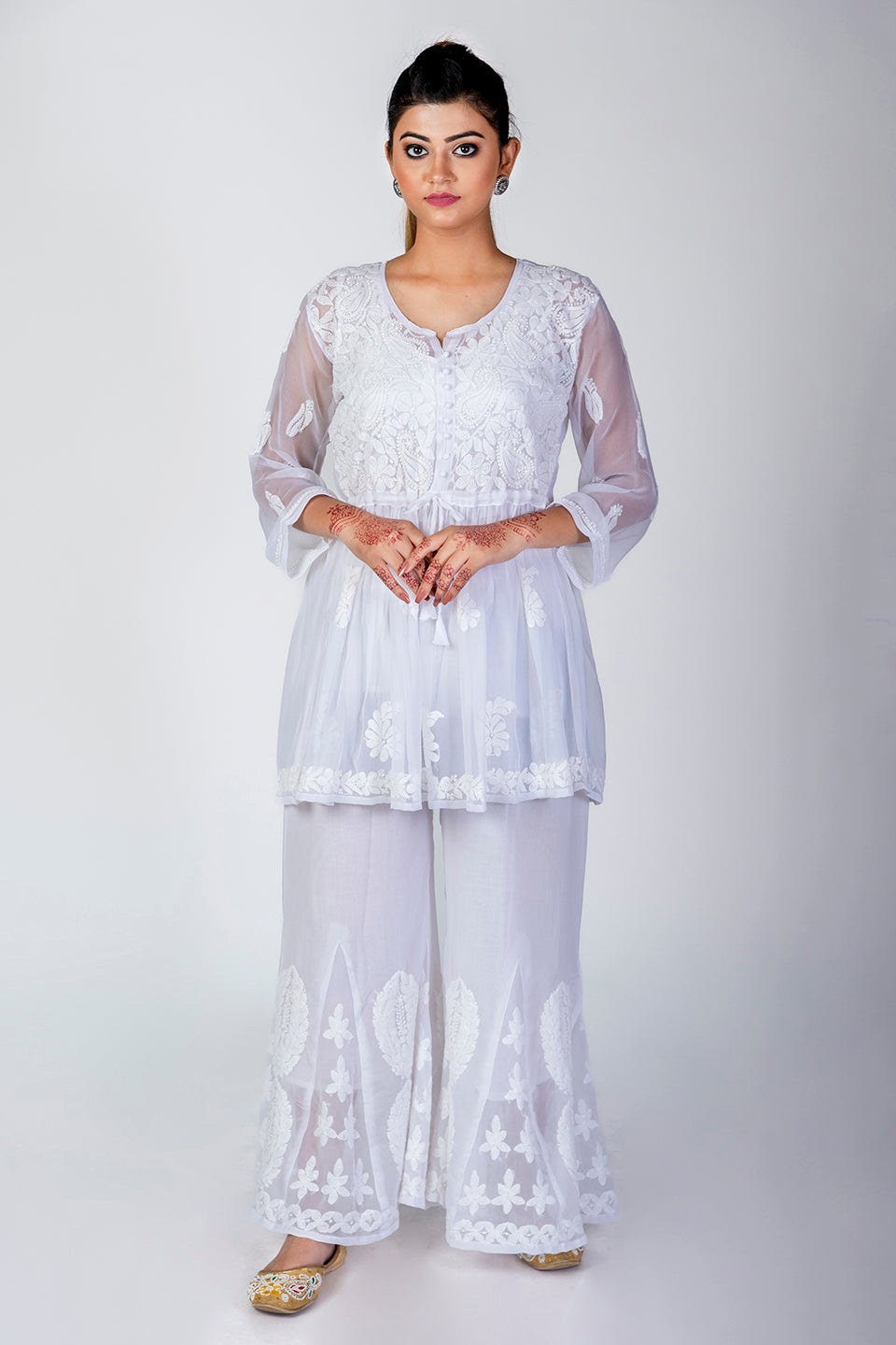 White Skin Friendly Hand Chikankari Kurti Lucknow Chikan Emporium.