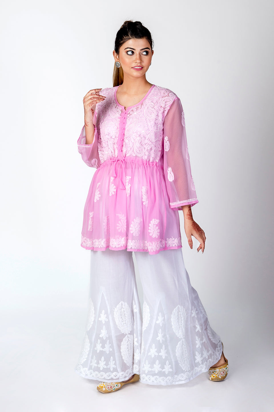 Pink Skin Friendly Hand Chikankari Kurti Lucknow Chikan Emporium.