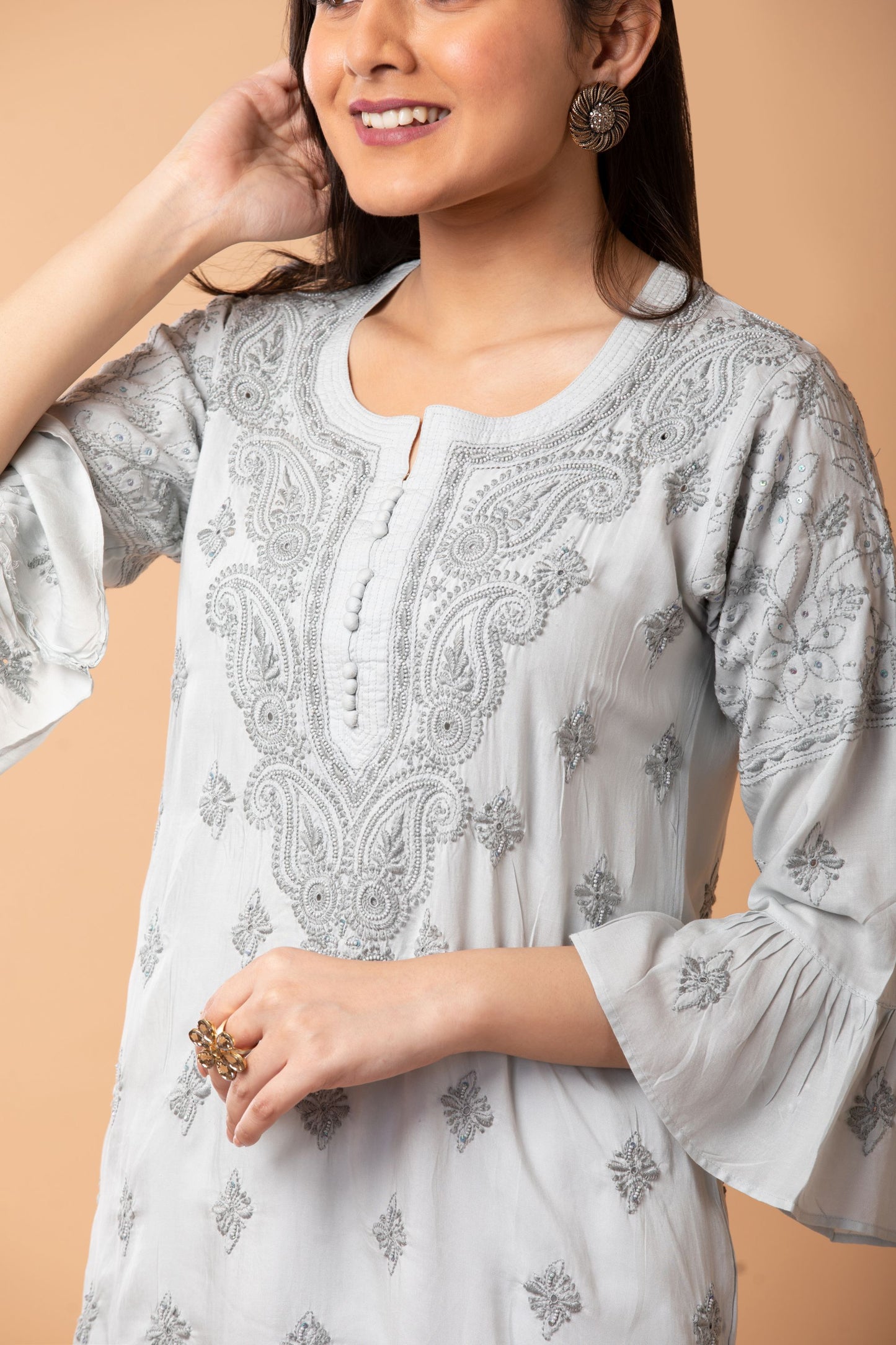 Lucknow Chikan Emporium Hand Chikankari Skin freindly soft cotton short kurti Nice grey Colour.