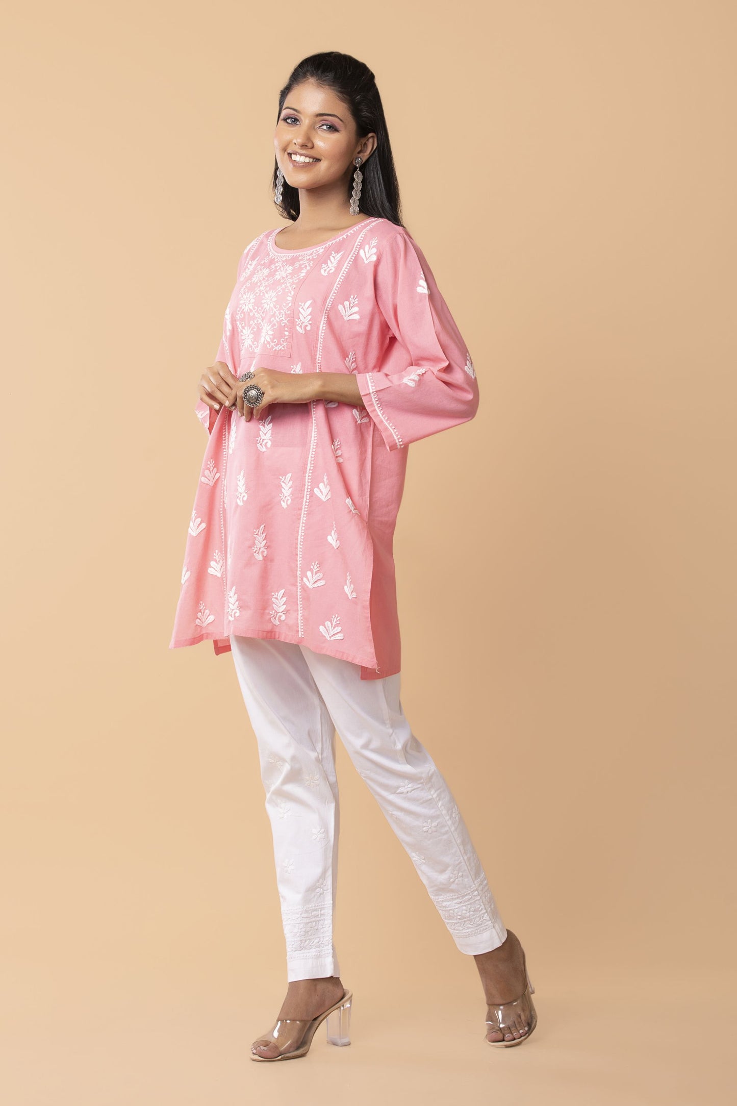 Lucknow Chikan Emporium Hand Chikankari Skin freindly soft cotton short kurti Nice pink Colour.