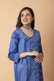 Lucknow Chikan Emporium Hand embroided Cotton  skin freindly Long Blue  Kurti.