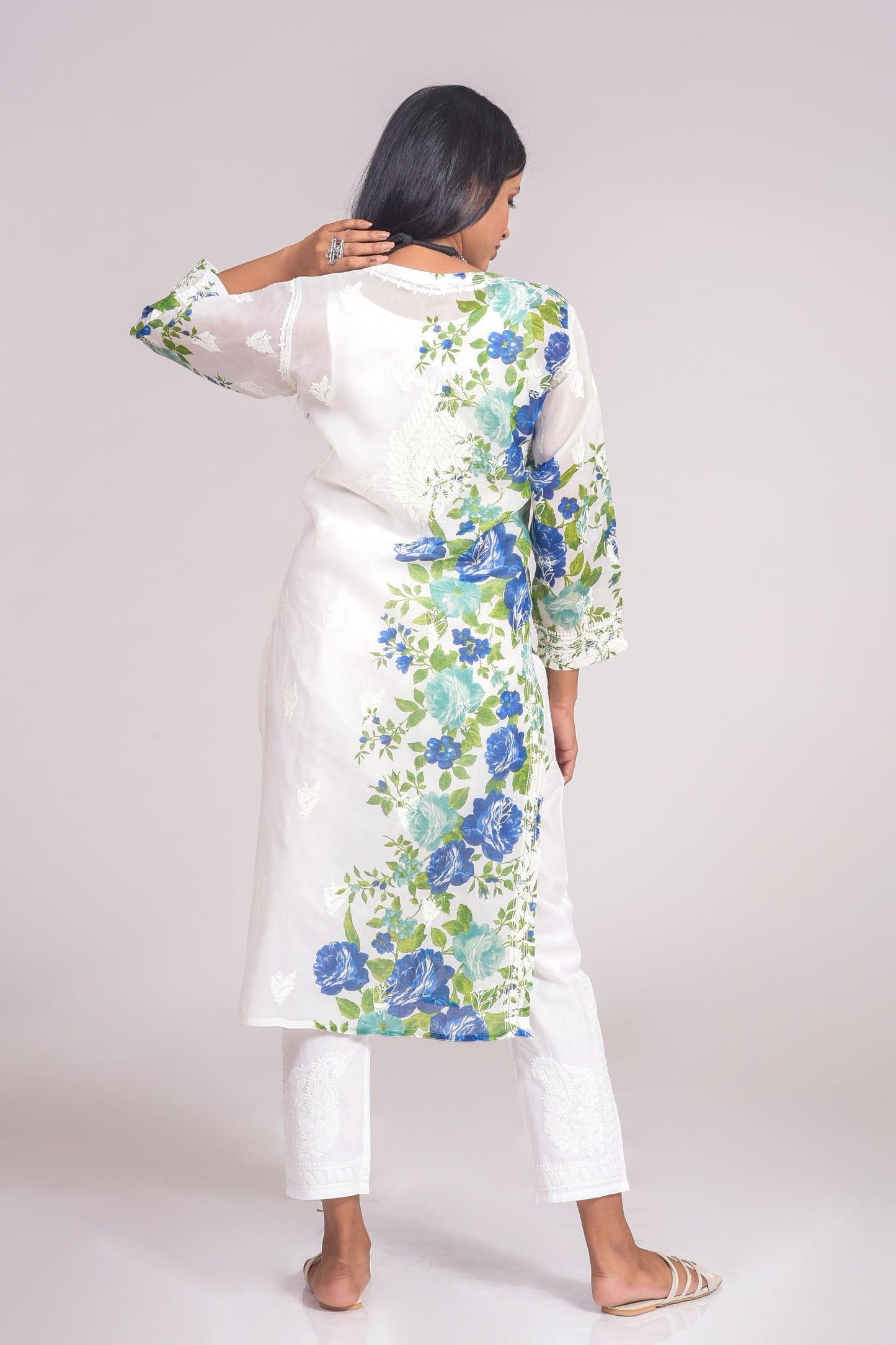 Hand Chikankari Kurti (White and Printed Color) Lucknow Chikan Emporium.