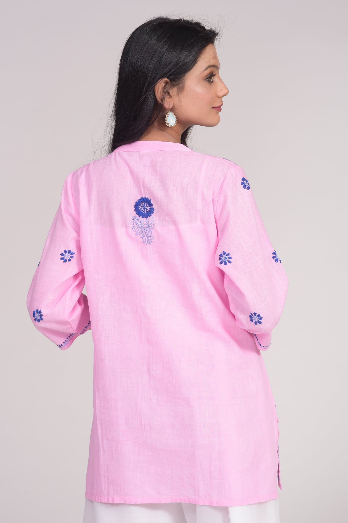 Soft Cotton Short Onion Pink Hand Embroided Chikankari Lucknow Chikan Emporium Kurti.