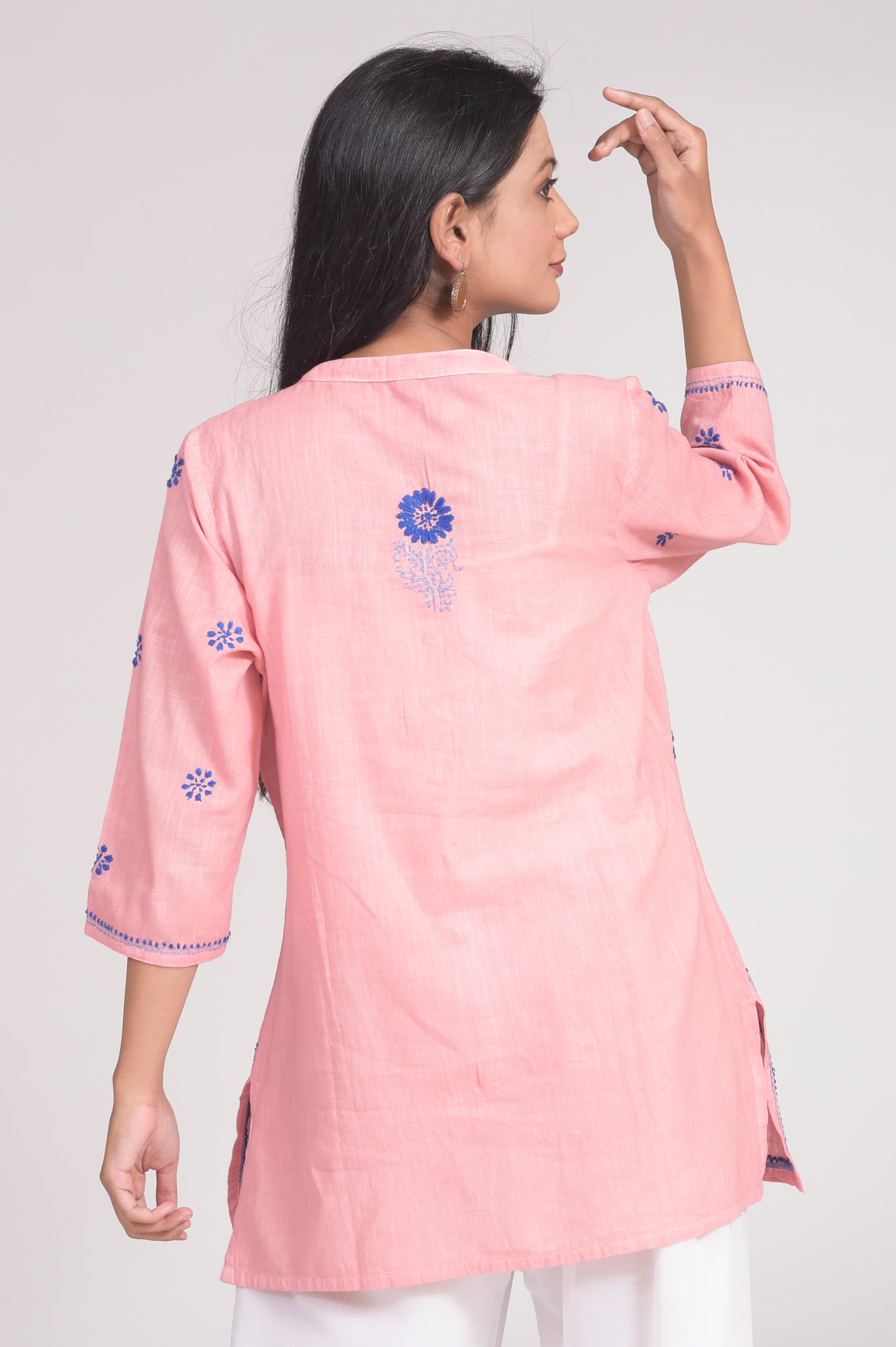 Soft Cotton Short Rusty Pink Hand Embroided Chikankari Lucknow Chikan Emporium Kurti.