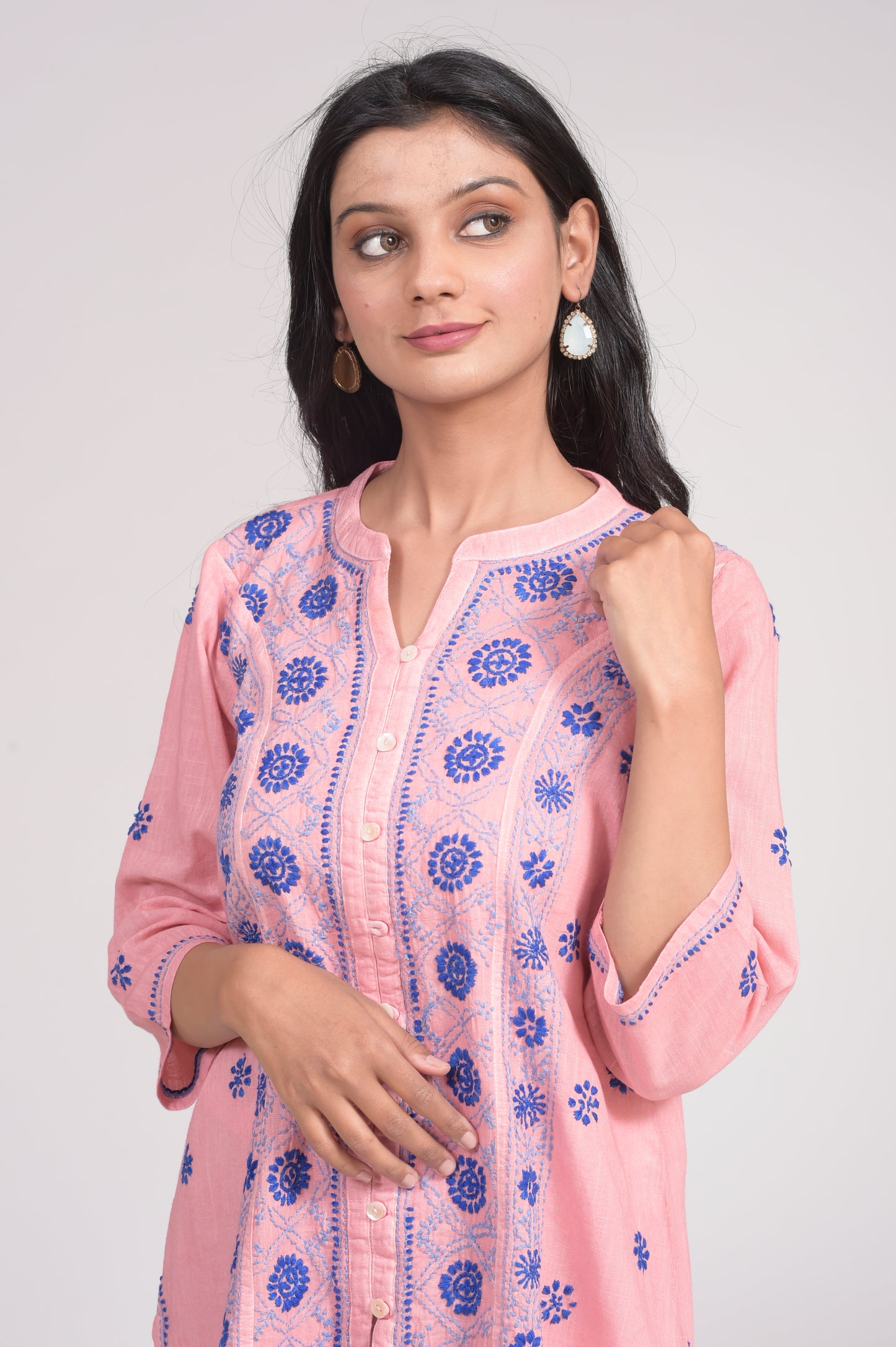 Soft Cotton Short Rusty Pink Hand Embroided Chikankari Lucknow Chikan Emporium Kurti.