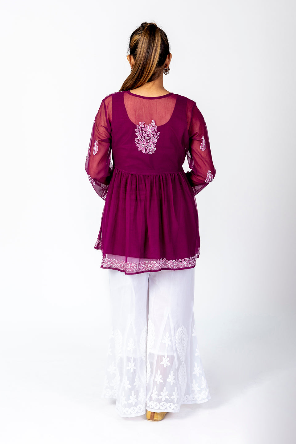 Wine Skin Friendly Hand Chikankari Kurti Lucknow Chikan Emporium.