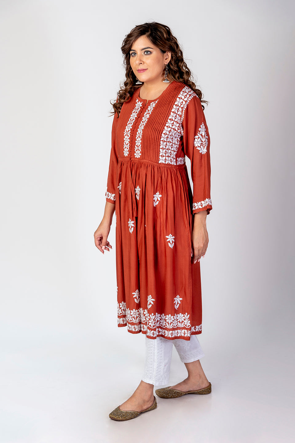 Miravan White Chikan Cotton Anarkali Embroidery Kurta Dress (White, Small)  : Amazon.in: Fashion