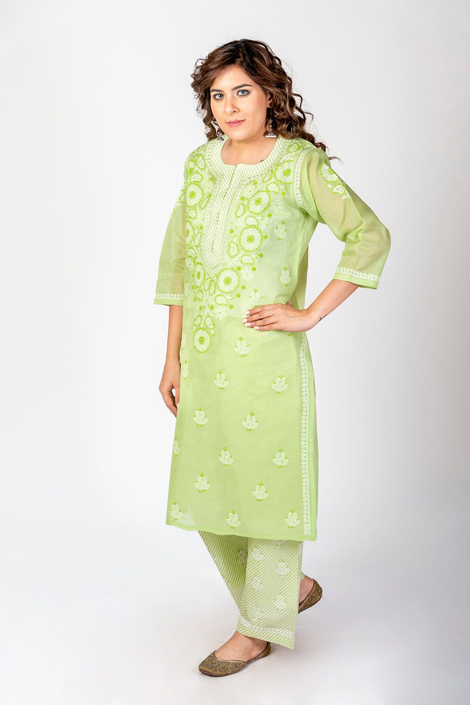 Soft Skin Friendly Cotton Nice Green Colour Laheria (Stripes) Print Palazzo With Plain Kurta Set Hand Chikankari Lucknow Chikan Emporium