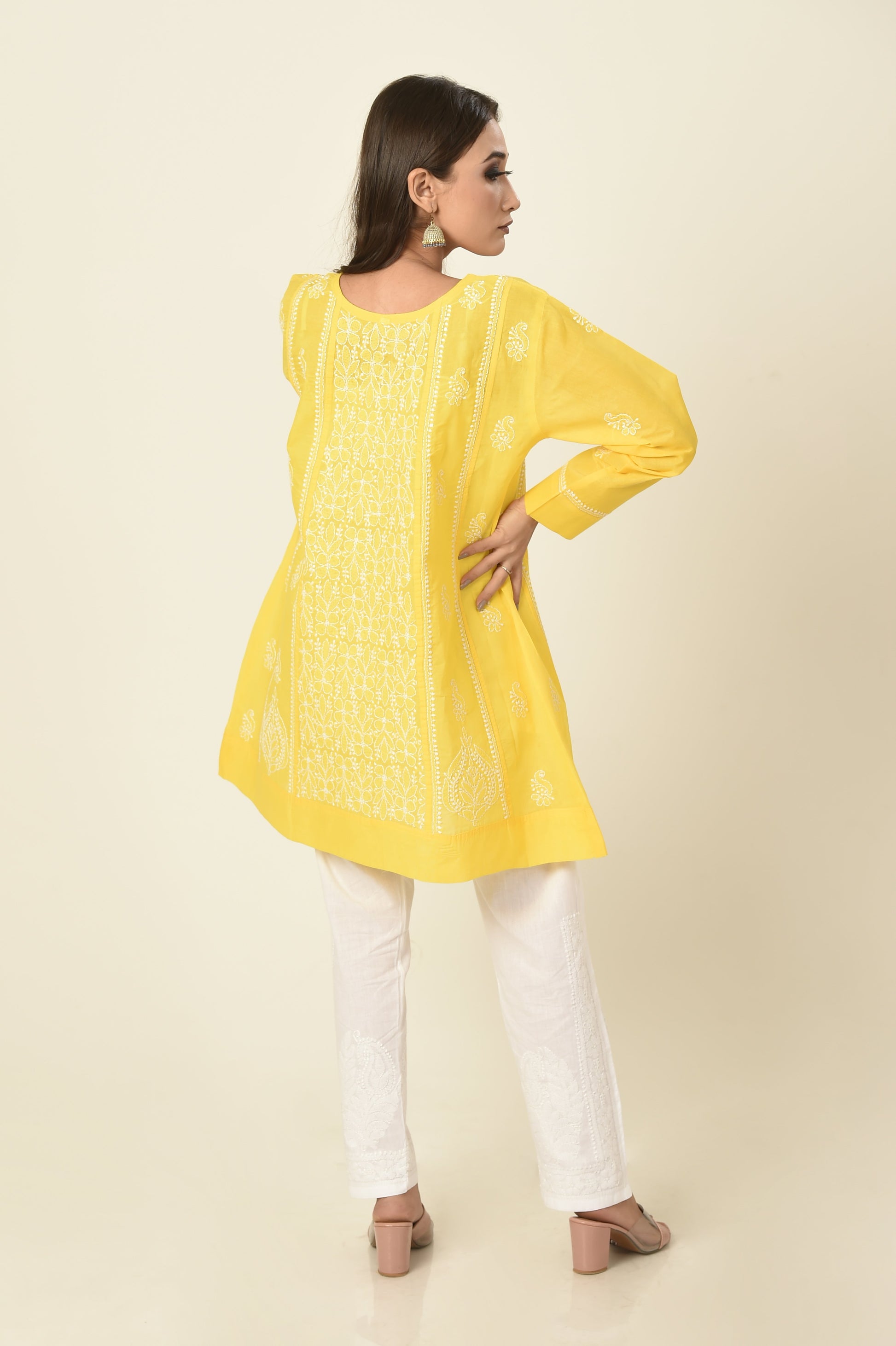 lucknow-chikan-emporium-hand-chikankari-kurti-nice-yellow