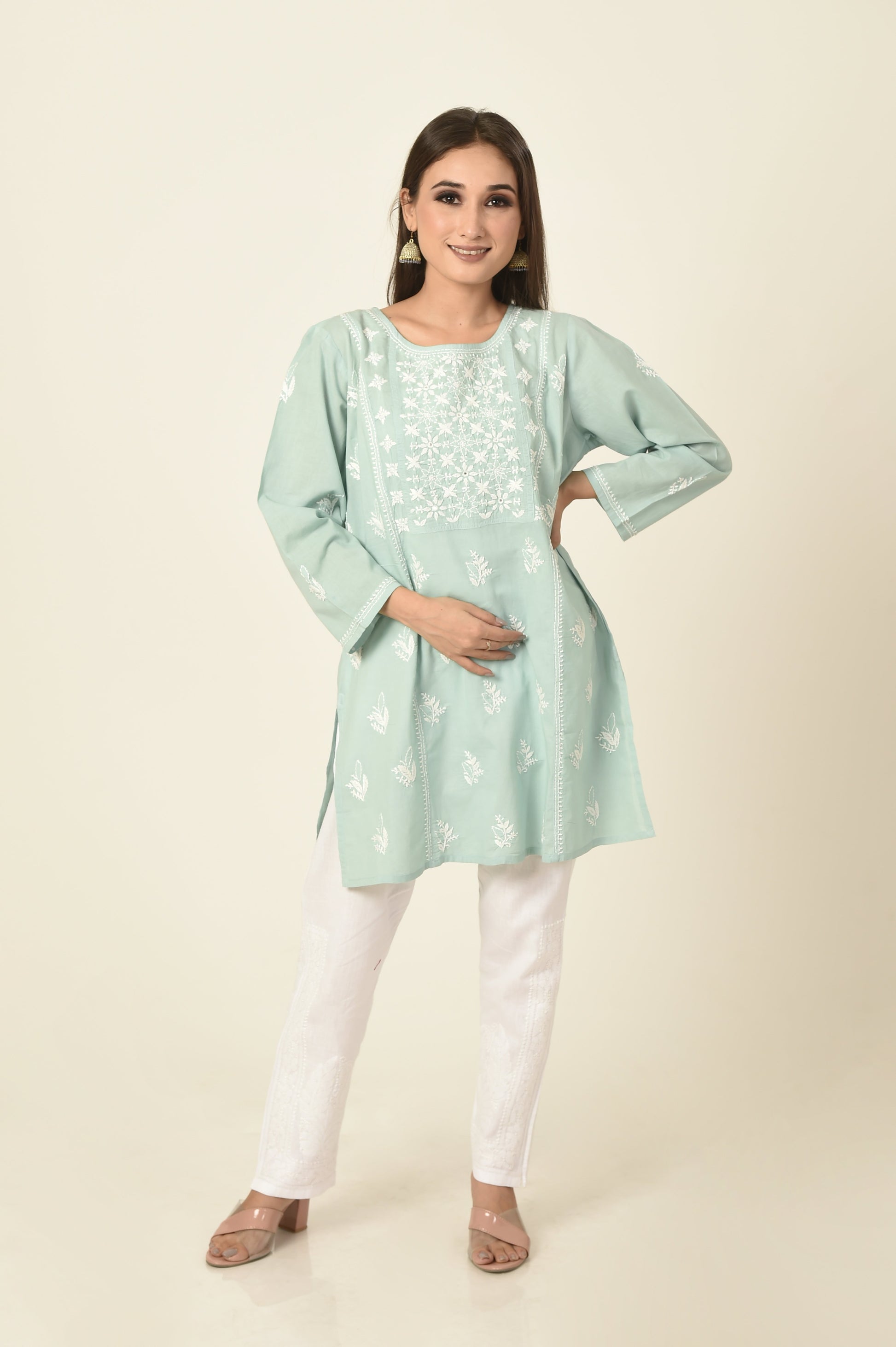 lucknow-chikan-emporium-hand-chikankari-kurti-nice-green