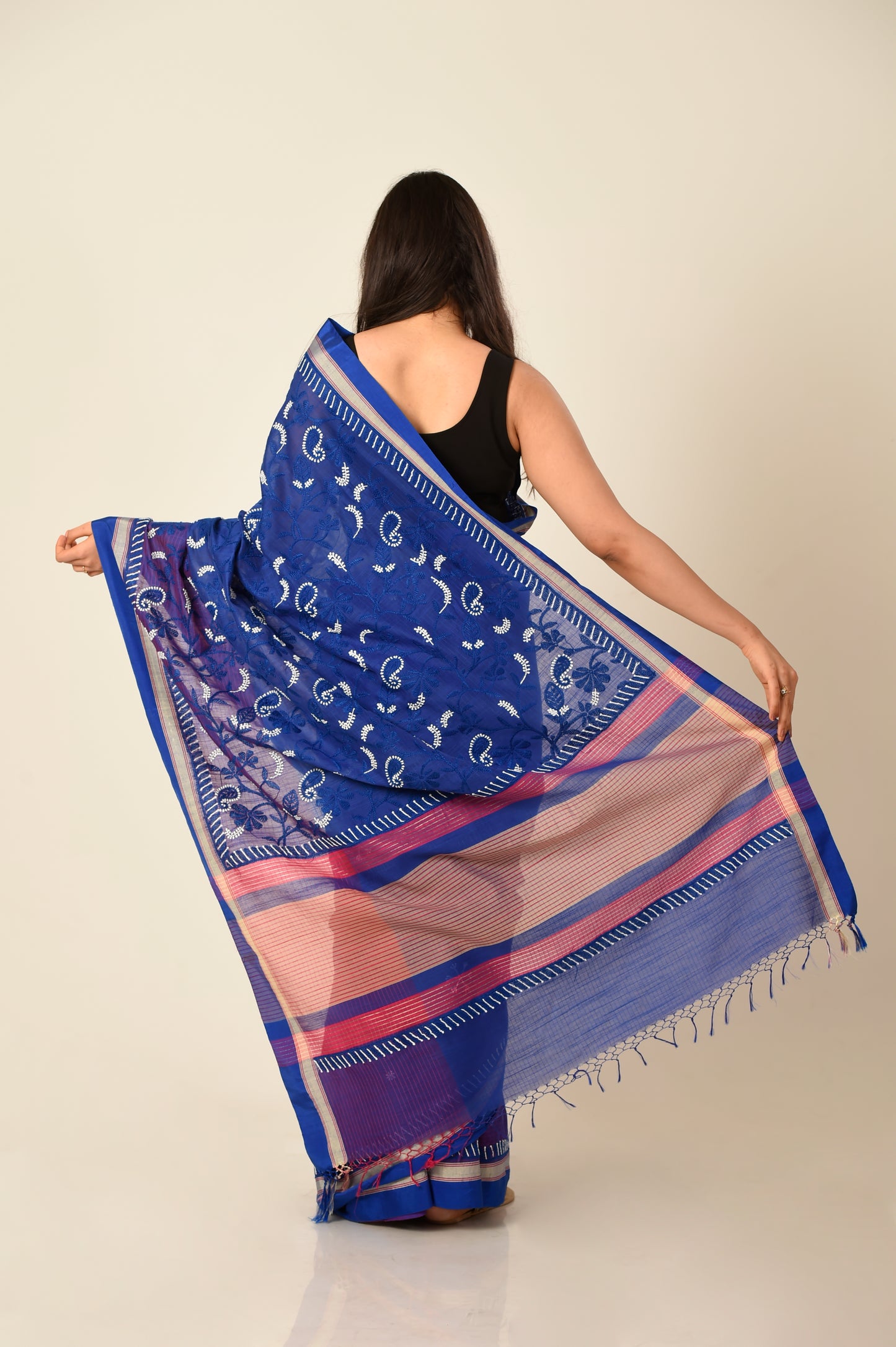 Lucknow Chikan Emporium Chanderi cotton saree royal blue colour  with same colour blouse piece included.