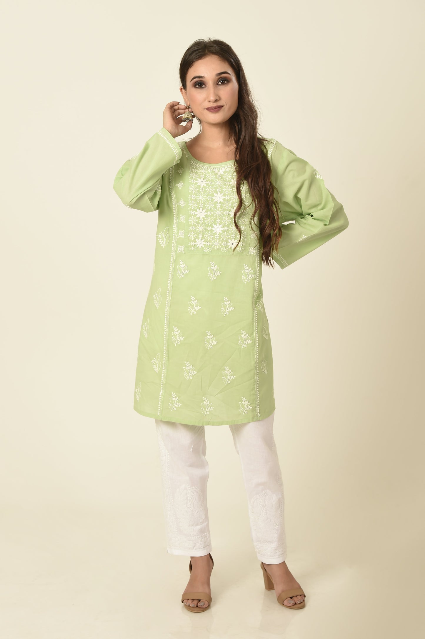 lucknow-chikan-emporium-hand-chikankari-kurti-nice-green