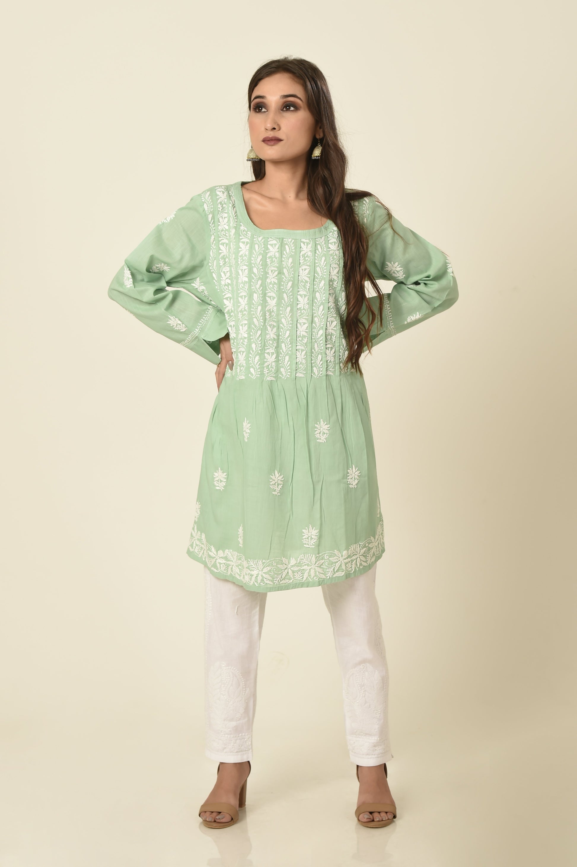 lucknow-chikan-emporium-hand-chikankari-kurti-nice-green