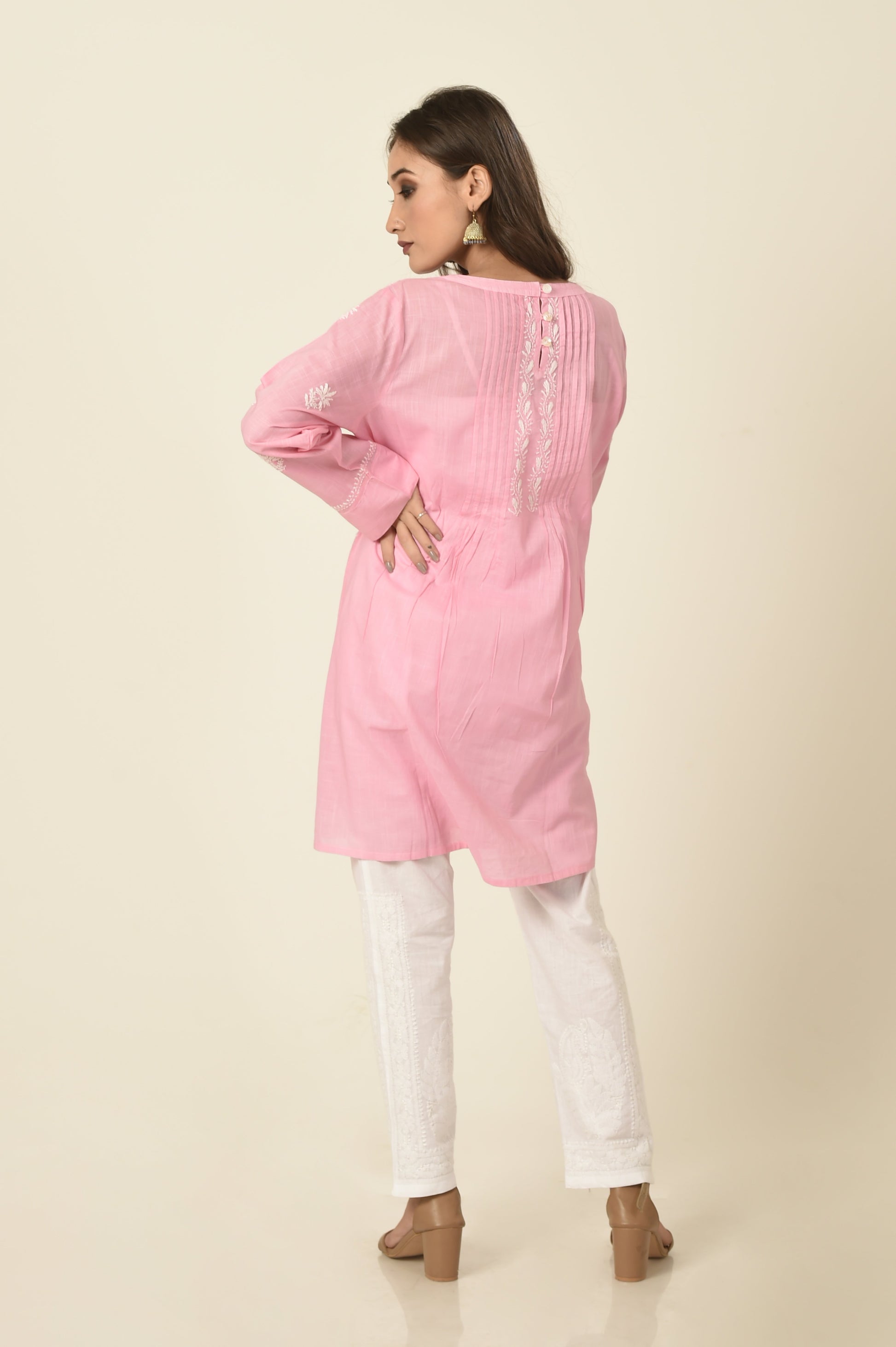 lucknow-chikan-emporium-hand-chikankari-kurti-nice-pink