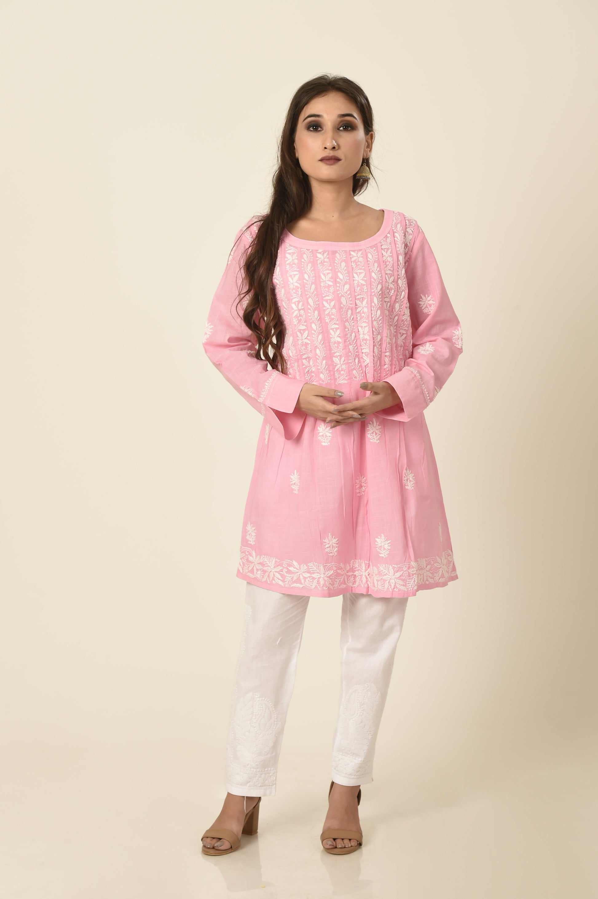 lucknow-chikan-emporium-hand-chikankari-kurti-nice-pink