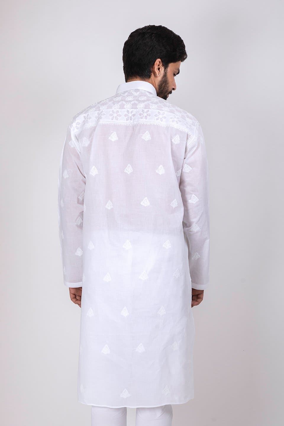 Lucknow Chikan Emporium Cotton  White Color Gents Hand Chikan Kurta 