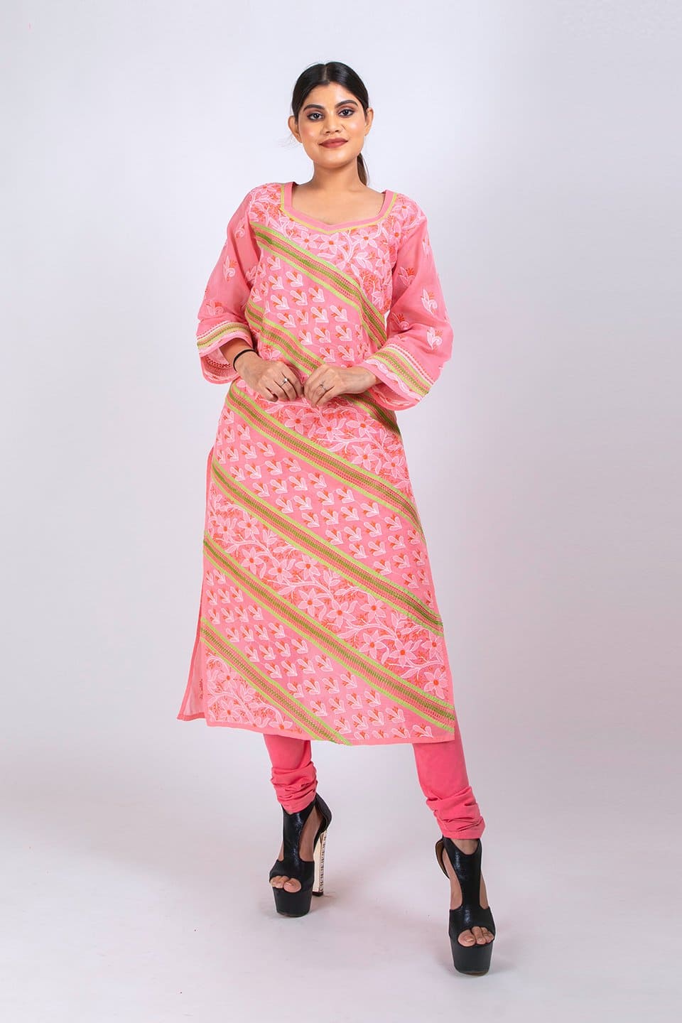 Lucknow Chikan Emporium Hand Chikankari  Cotton  Kurti (Bright Pink) 