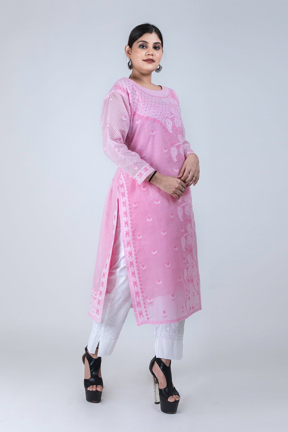 Lucknow Chikan Emporium Hand Chikankari Elegant Cotton Kurti (Pink Color) 