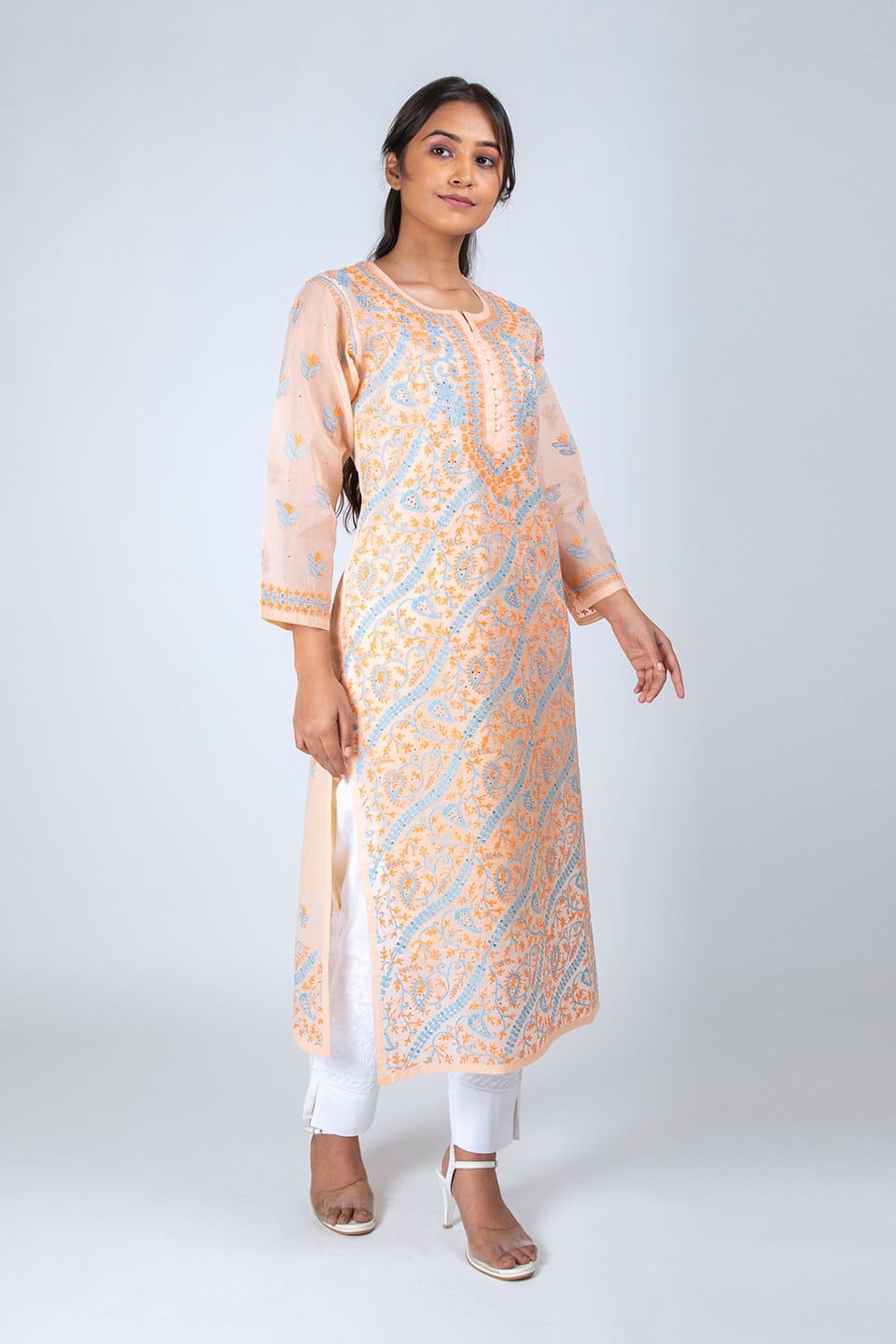 Lucknow Chikan Emporium Hand Chikankari Lucknowi Kurti (Exlusive Peach Color) 