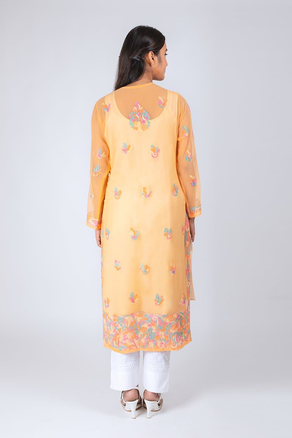 Lucknow Chikan Emporium Hand Chikankari Lucknowi Kurti (Exlusive Peach Color) 