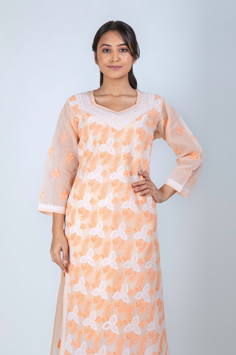 Lucknow Chikan Emporium Hand Chikankari Lucknowi Kurti (Peach Color) 