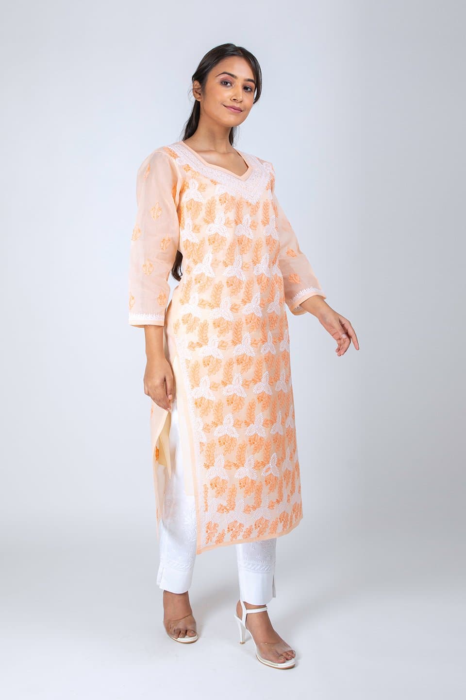 Lucknow Chikan Emporium Hand Chikankari Lucknowi Kurti (Peach Color) 