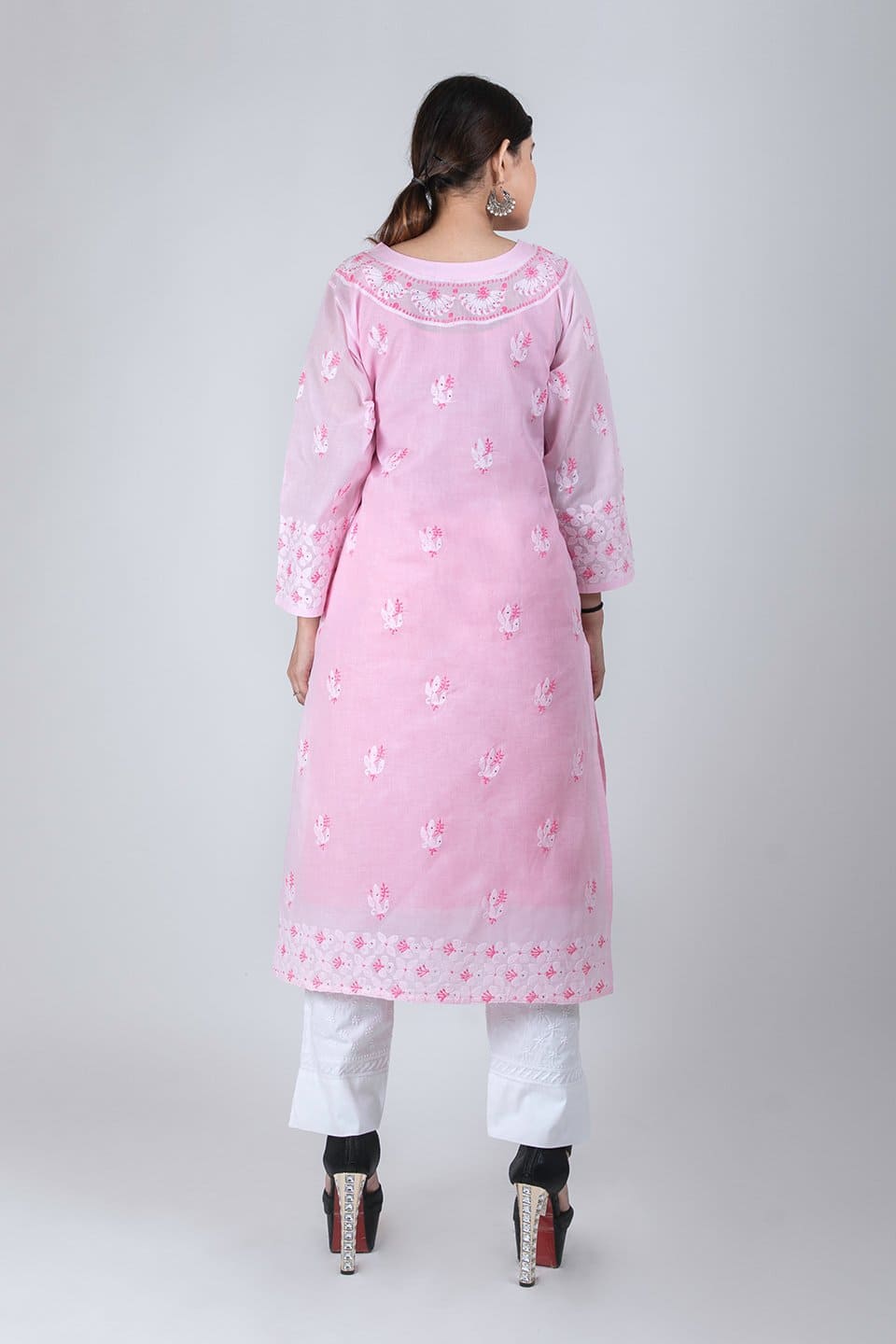 Lucknow Chikan Emporium Hand Chikankari Lucknowi Kurti (Pink Color) 