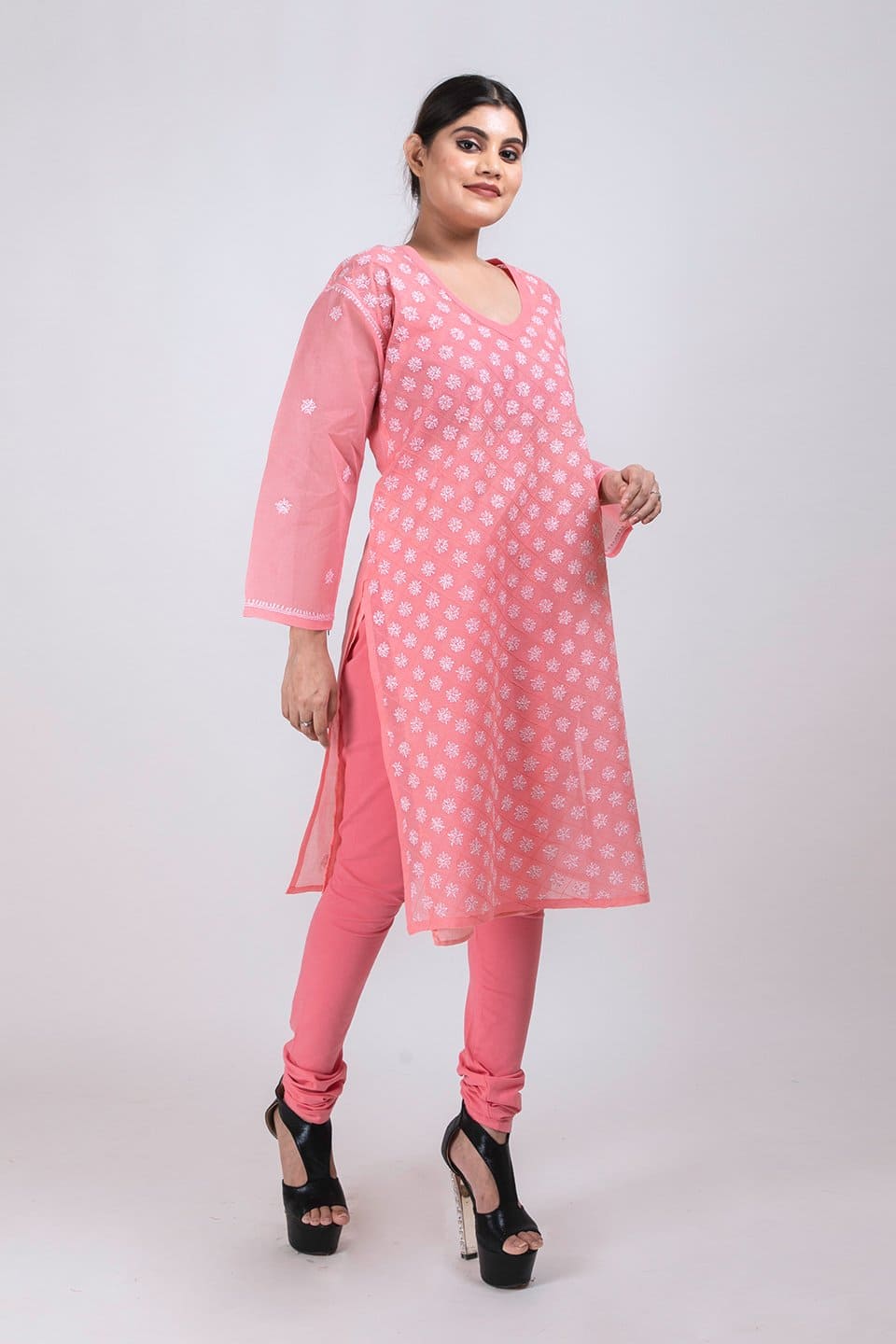 Lucknow Chikan Emporium Hand Chikankari Lucknowi Kurti (Pink Color) 