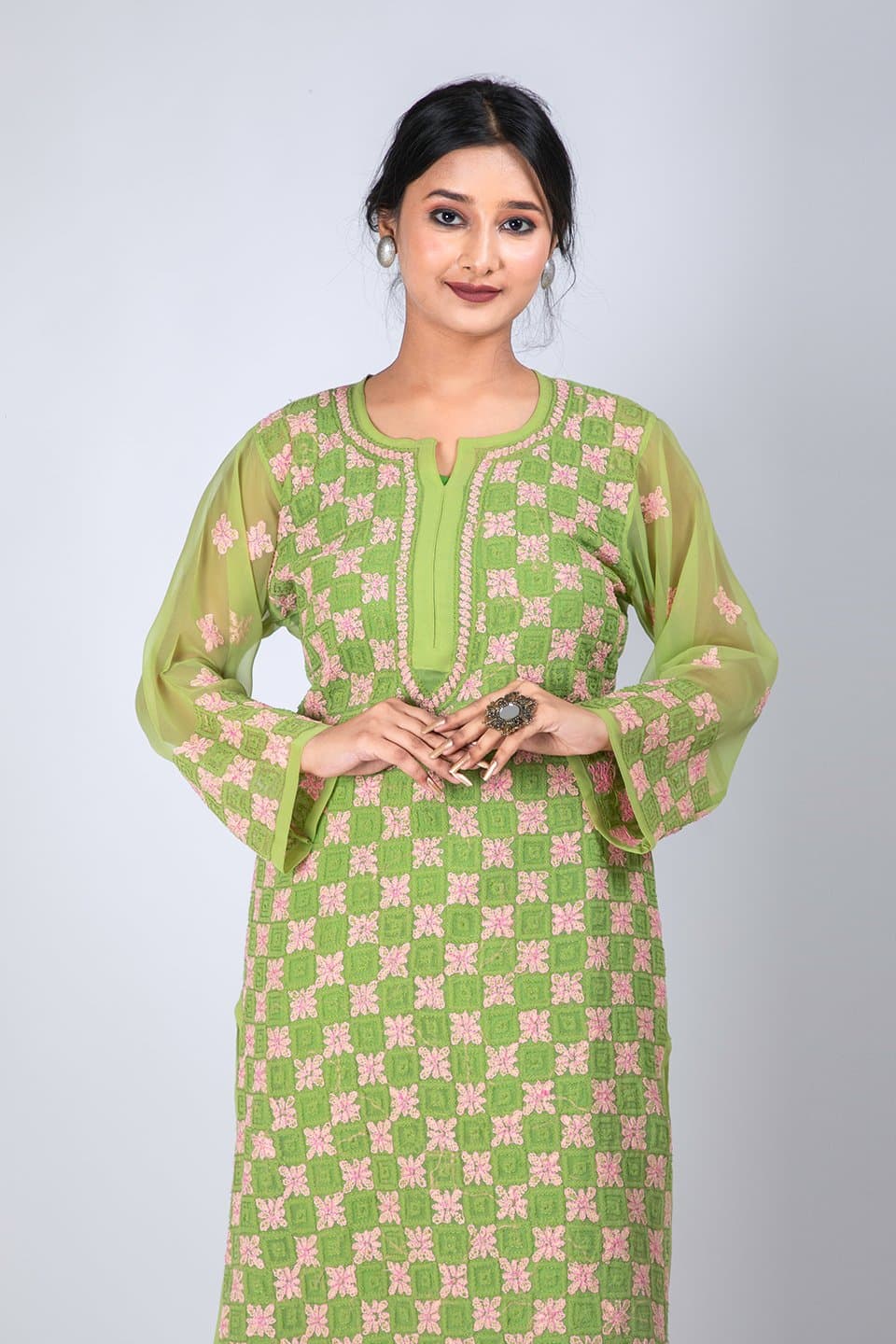Lucknow Chikan Emporium Hand Chikankari Lucknowi Semi Georgette  Kurti (Black) 