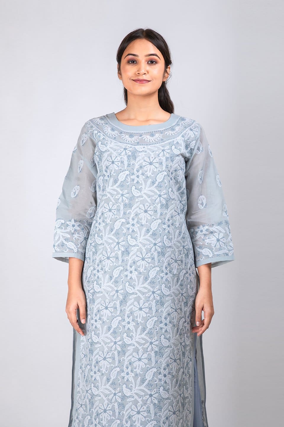 Lucknow Chikan Emporium Hand Embroided Cotton Grey Colour  Chikankari Kurti 