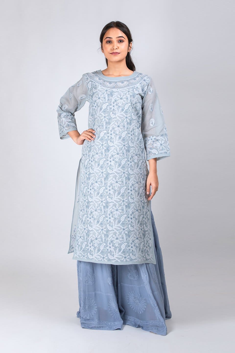 Lucknow Chikan Emporium Hand Embroided Cotton Grey Colour  Chikankari Kurti 