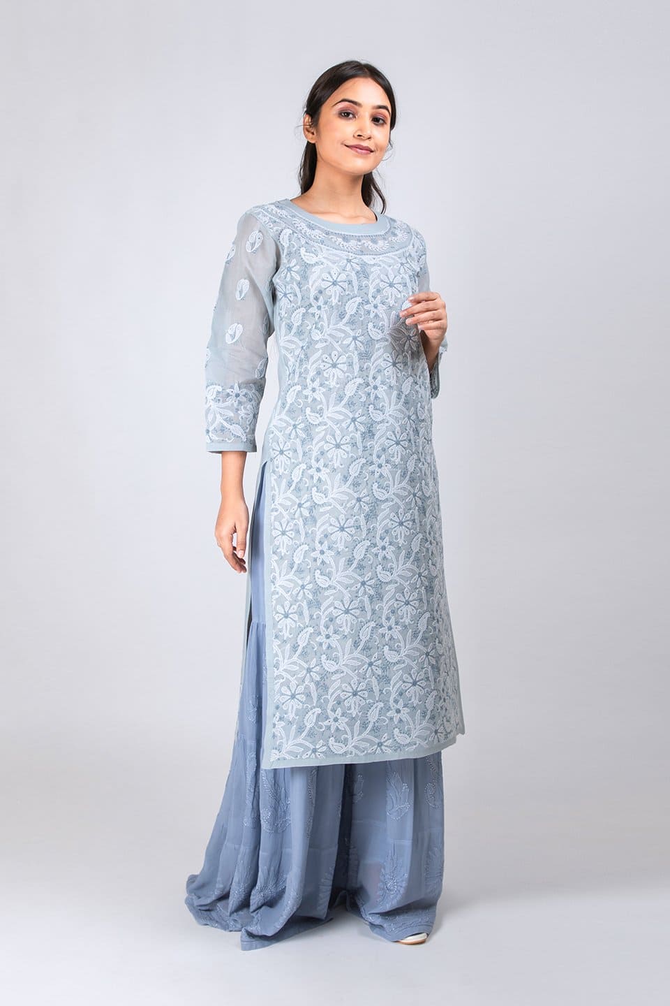 Lucknow Chikan Emporium Hand Embroided Cotton Grey Colour  Chikankari Kurti 
