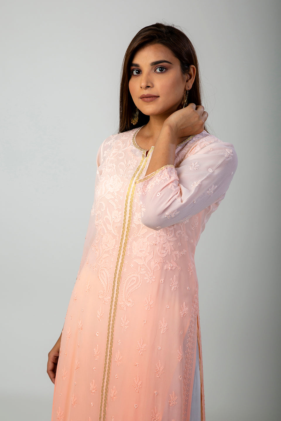 Lucknow Chikan Emporium Hand Chikankari Kurti (Peach Shaded)