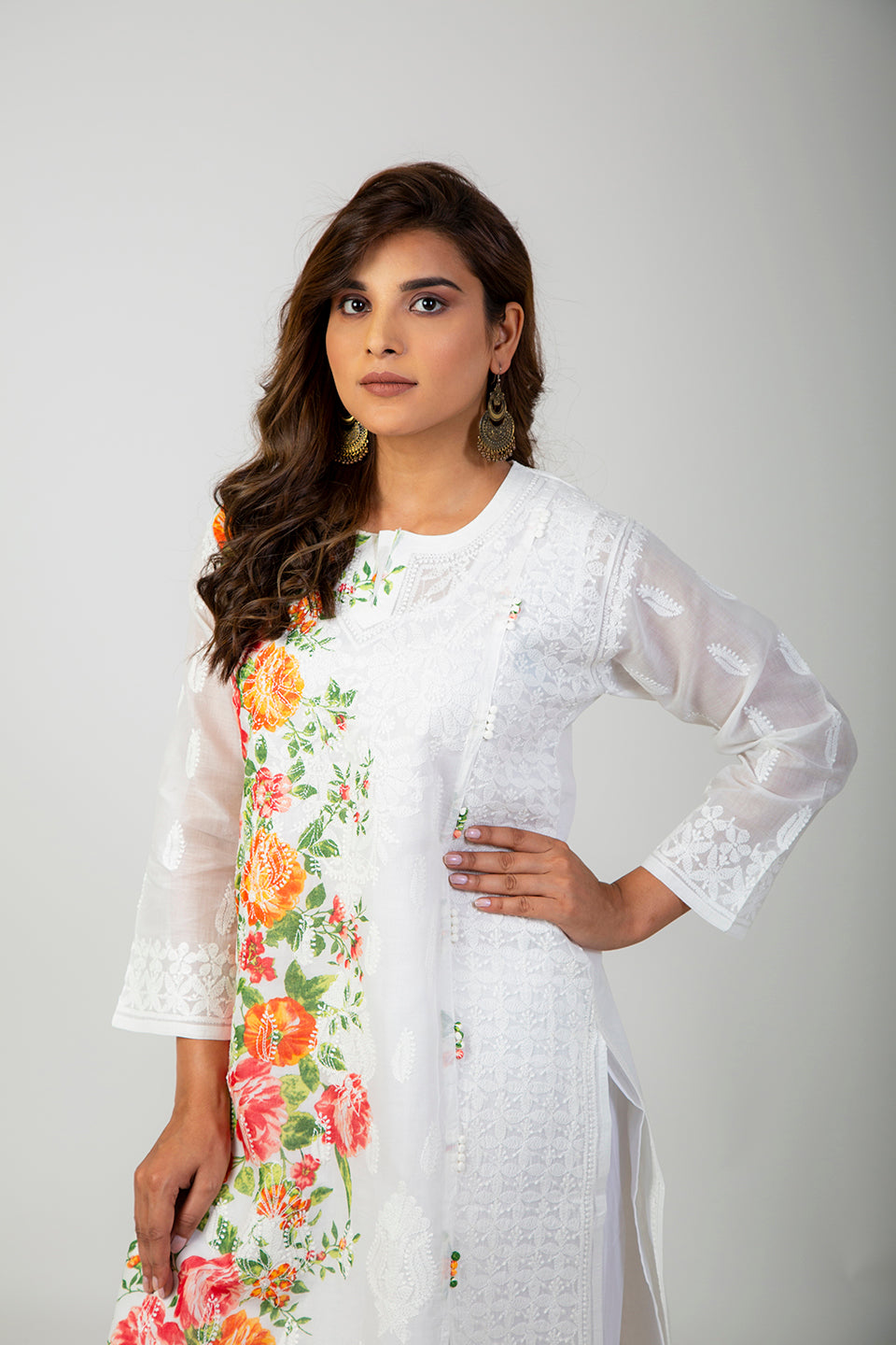 White Cotton Thread (White and Printed Color) Hand Chikankari Kurti Lucknow Chikan Emporium.