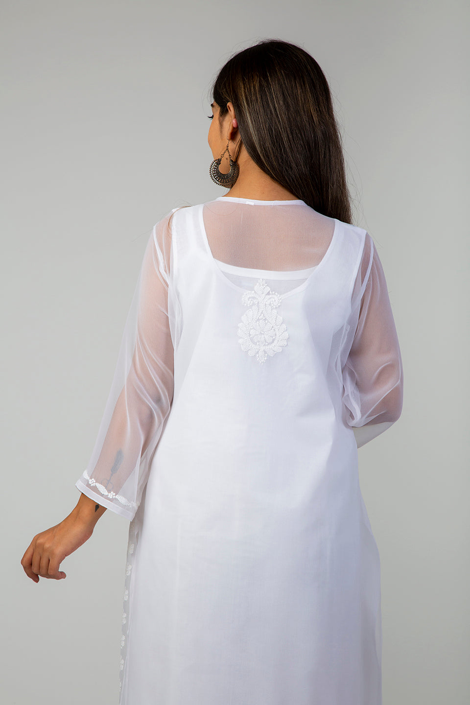 Lucknow Chikan Emprorium Hand Chikankari Kurti Skin Friendly Semi Georgette White Cotton Thread (White Color)