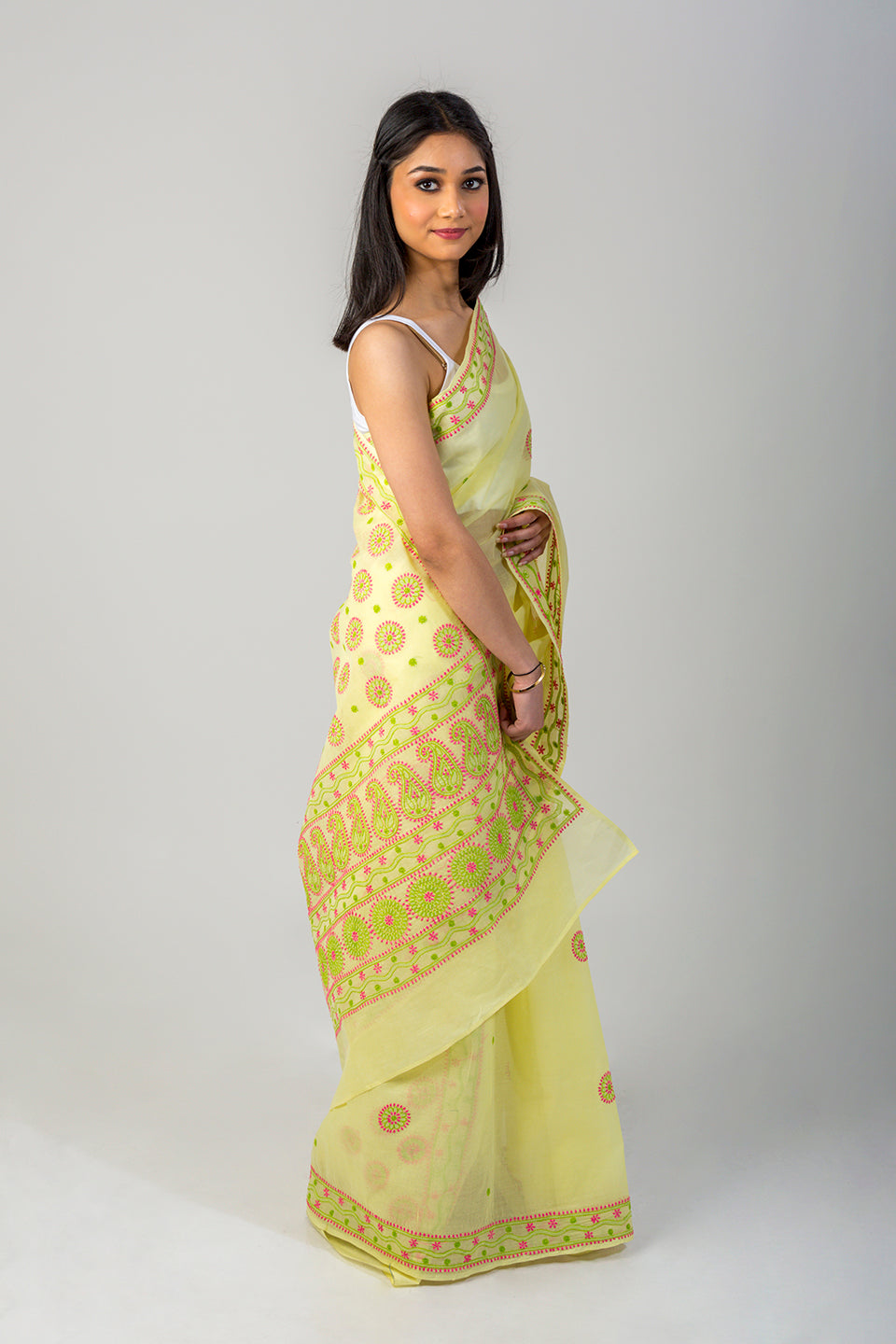 Lucknow Chikan Emporium Cotton Saree Lemon Yellow Colour With Blouse piece included.