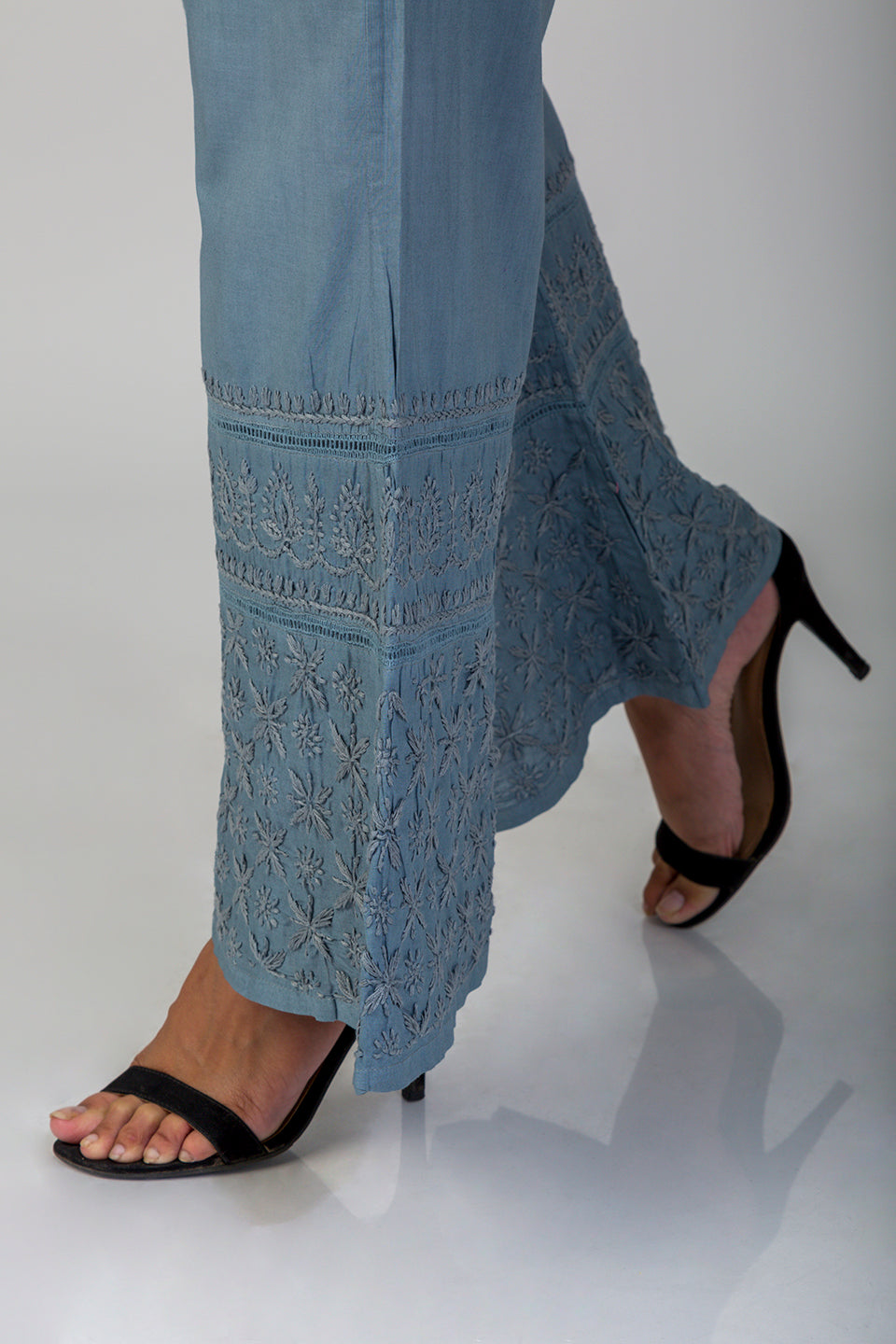 Lucknow Chikan Emporium Hand Chikankari soft skin friendly cotton grey palazzo