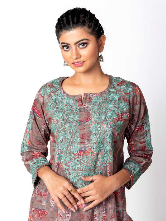 Skin Friendly Cotton Chikankari Kurti Nice Green Colour Lucknow Chikan Emporium.